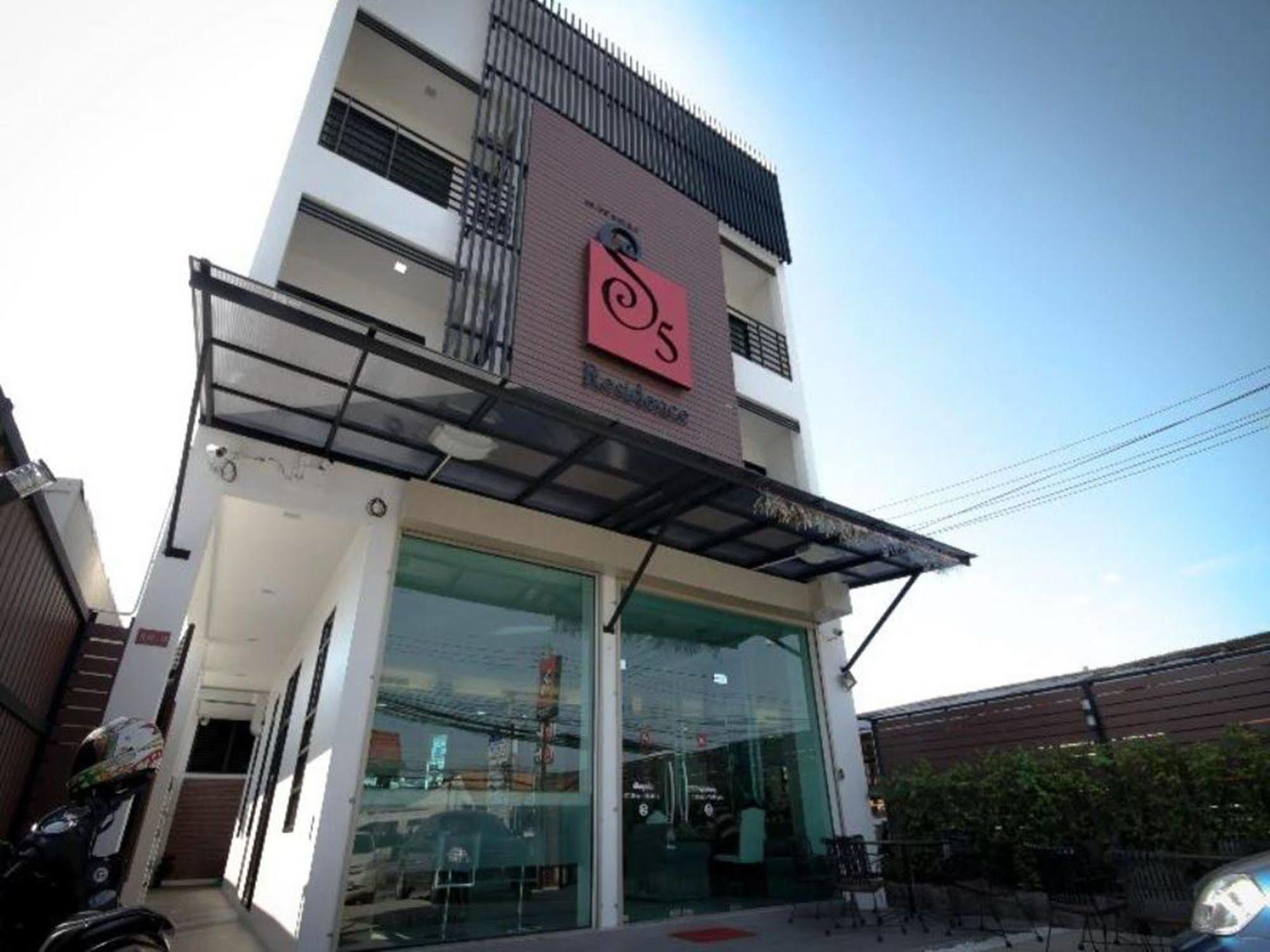 S5 Residence And Cafe Csalong Kültér fotó